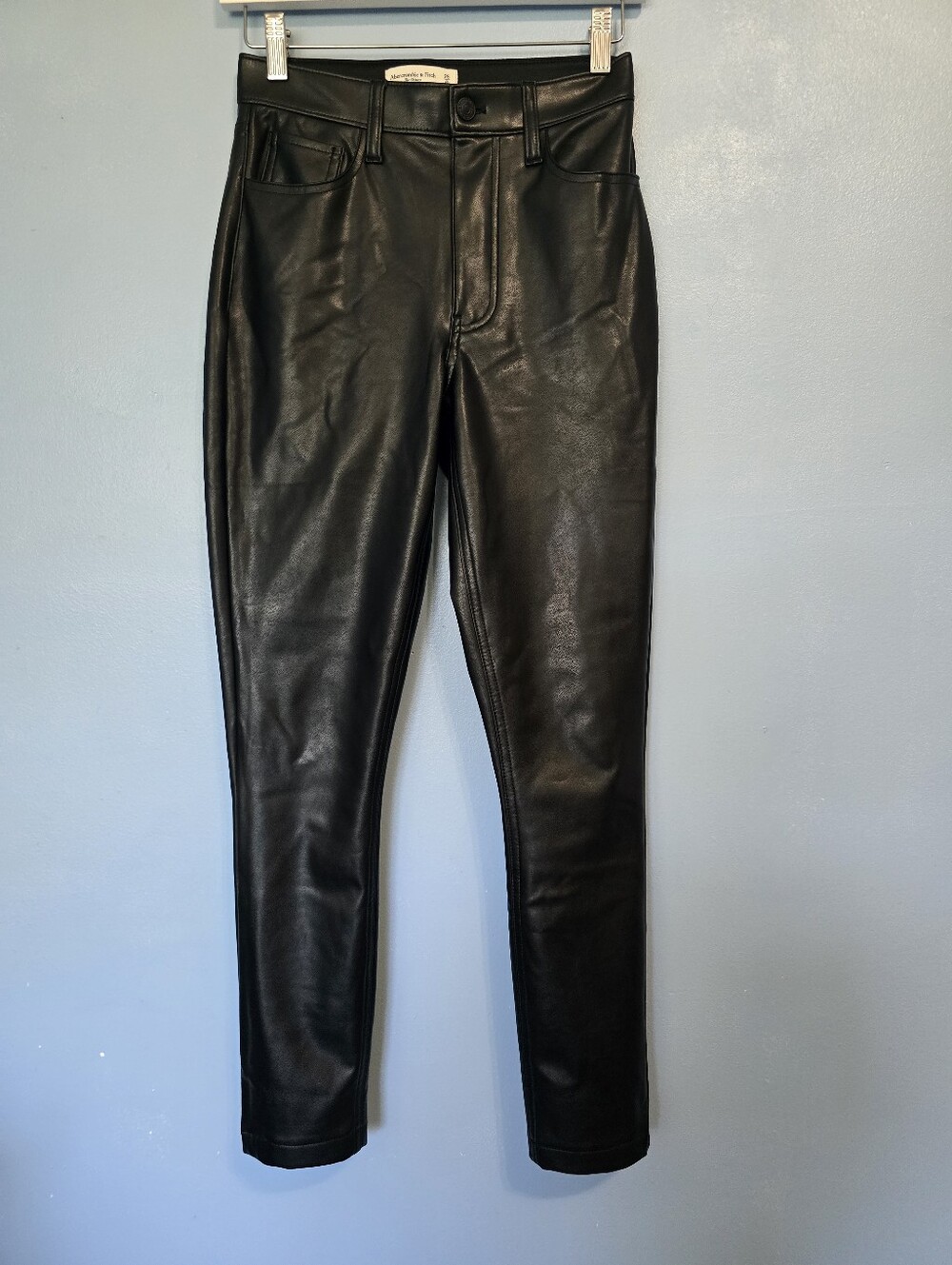 Abercrombie & Fitch Curve Love The Skinny High Rise Faux Leather Pants 25